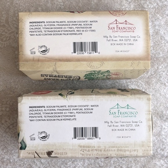 Brand New Set of 2 Triple-Milled Scented Bath Soap Christmas Cranberry Mistletoe - Picture 5 of 11